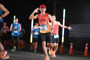 BIB: 40915
                            <button type="button" onclick="openModal(21554168)" class="btn btn-primary btn-sm float-right btn-popup" data-toggle="modal" data-target=".modal-high-quality">
                        <i class="fas fa-shopping-cart"></i> Add to Cart
                    </button>
                                            <button type="button" onclick="isThisMe(21554168, true)" class="btn btn-success btn-sm float-right btn-popup btn-isme hidden" data-toggle="tooltip" data-placement="bottom" title="นี่คือรูปของคุณใช่ไหม คลิกที่นี่เพื่อเอาเข้าอัลบั้ม">
                        <i class="fas fa-plus"></i> Add to album
                    </button>
                    <button type="button" onclick="isThisMe(21554168, false)" class="btn btn-warning btn-sm float-right btn-popup btn-isnotme hidden">
                        <i class="fas fa-ban"></i> Remove from album
                    </button>